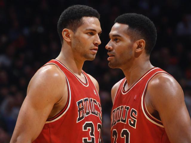 “九游app_ 传奇巨星：乔丹、科比的经典瞬间合集”，乔丹科比交手全记录