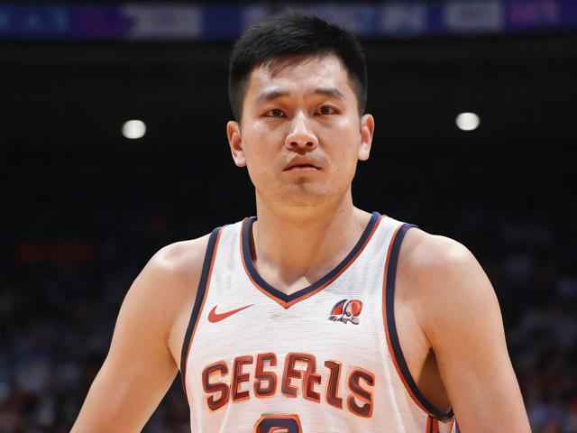 jiuyou.com_ MVP归属:王强凭借关键三分荣膺当场最佳!,王强的视频 jiuyou.com_ MVP归属:王强凭借关键三分荣膺当场最佳!,王强的视频