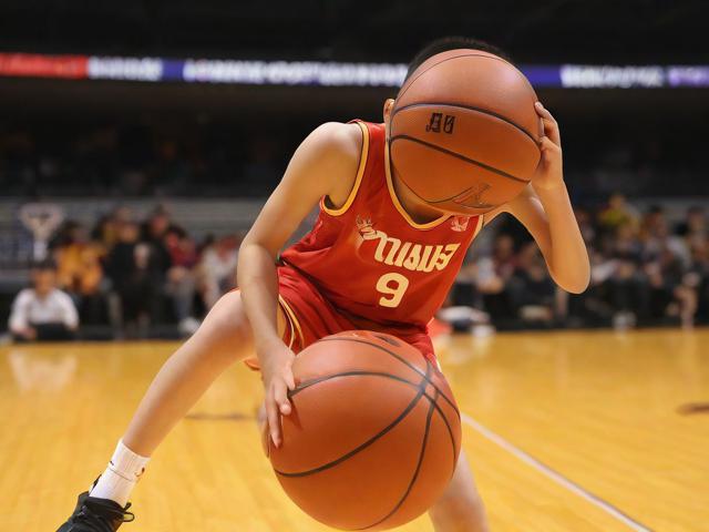 jiuyou.com_ “篮动未来”青少年篮球创新挑战赛火热开启，动因体育青少儿篮球培训