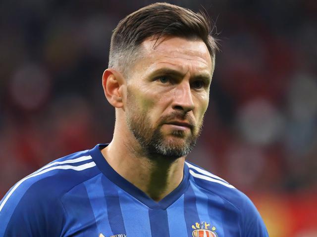 九游体育官网_ 德甲决战,教练点评关键战术,九游游戏中心官方网站 九游体育官网_ 德甲决战,教练点评关键战术,九游游戏中心官方网站