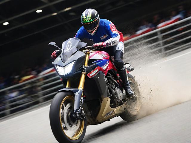 九游体育网站_ 传奇骑手列车表演,骑术展示精彩纷呈 九游体育网站_ 传奇骑手列车表演,骑术展示精彩纷呈