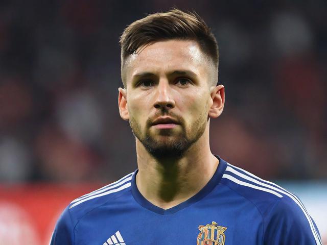 九游体育官网_ 德甲多变战术带来无限可能，精彩场面不断涌现，九游app官方网站