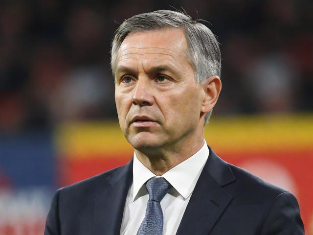 九游JIUYOU SPORTS_ 上海申花新帅亮相,球队迎来新气象,申花新帅出炉 九游JIUYOU SPORTS_ 上海申花新帅亮相,球队迎来新气象,申花新帅出炉