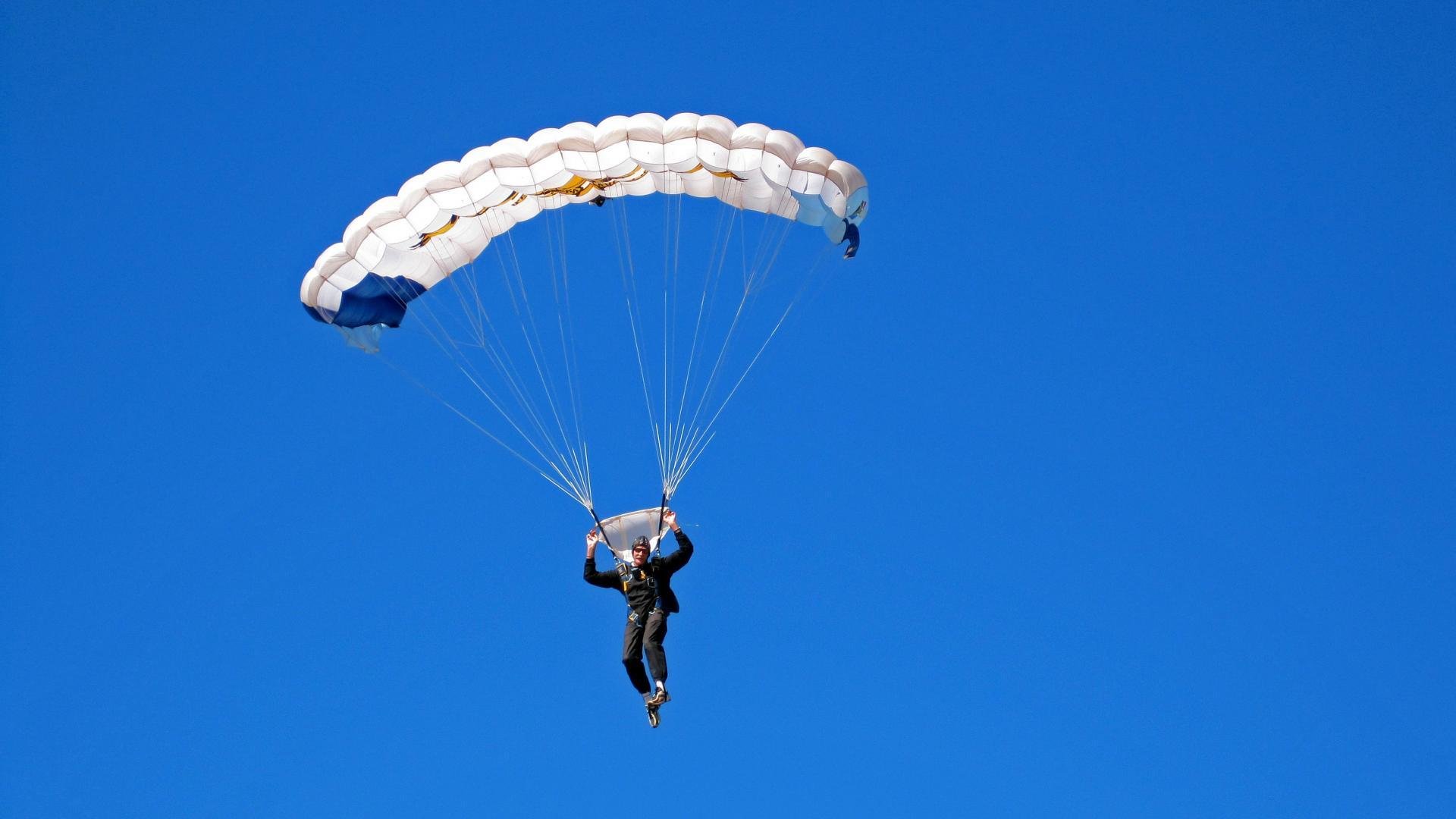 电竞公益活动持续推进，用游戏传递正能量，公司电竞活动策划公告