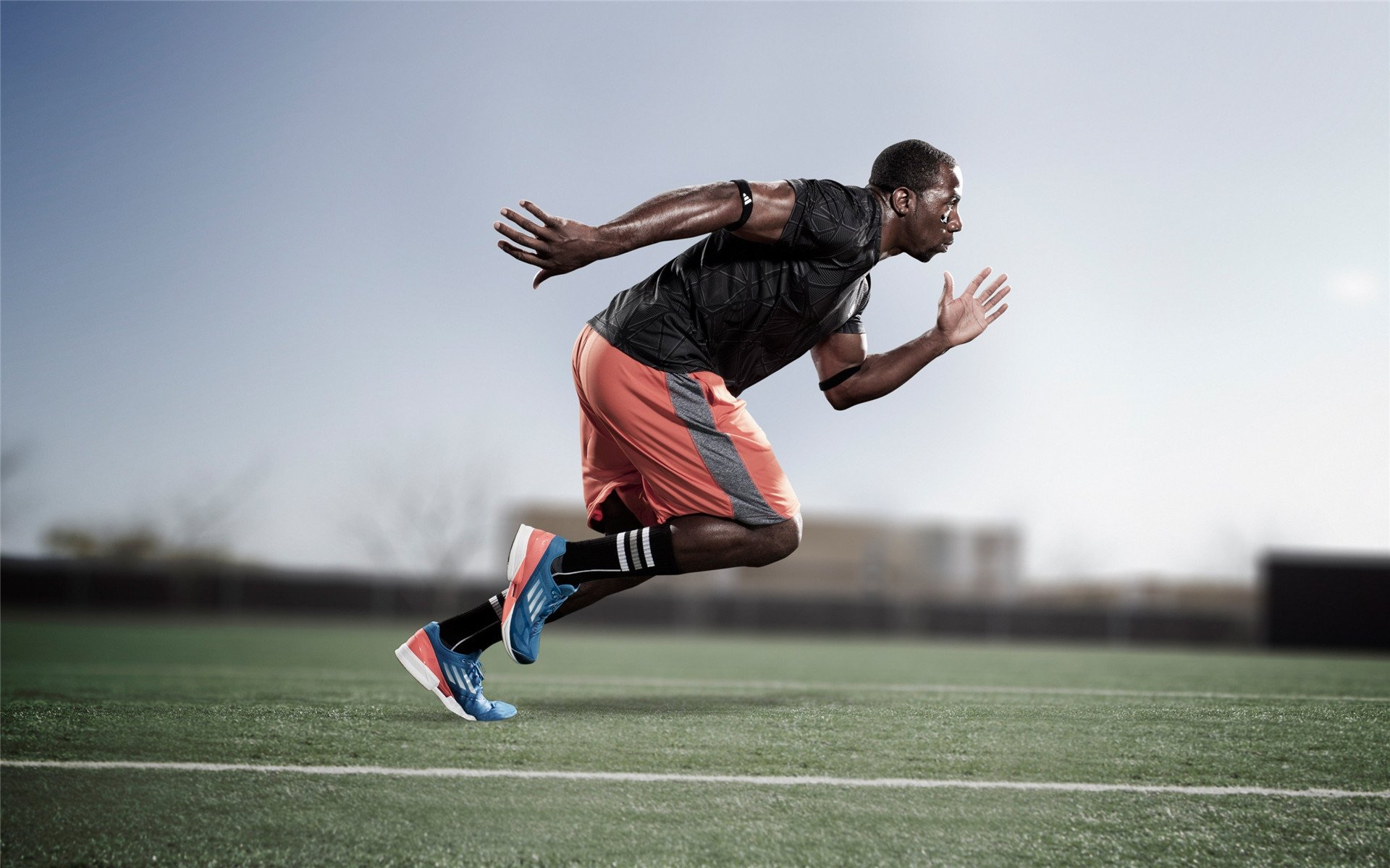 欧洲足球冠军联赛八强战队表现抢眼，赛季精彩继续，2021年欧洲足球八强